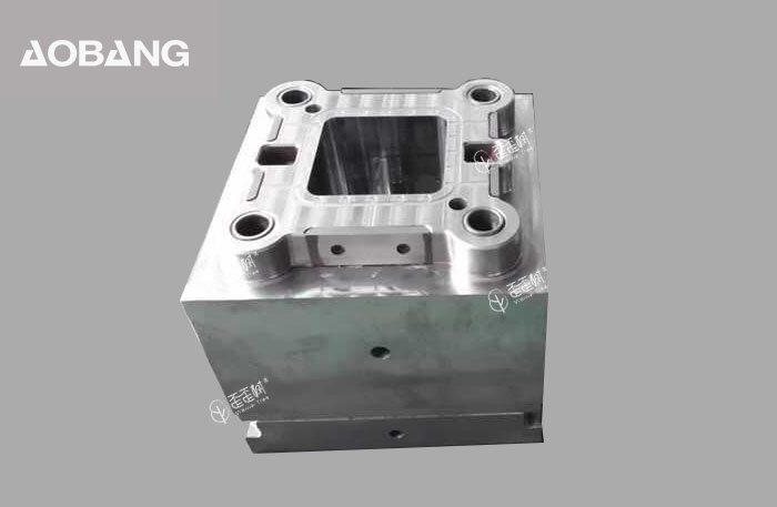 垃圾桶模具Trash Can Mould